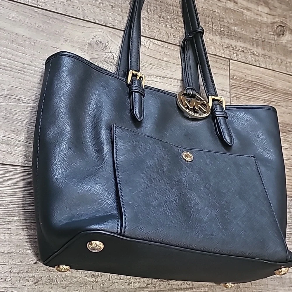 Michael Kors Medium Jet Set Saffiano Leather Tote Adrimal